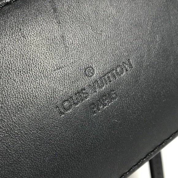 LOUIS VUITTON Black Monogram Canvas Pochette Shoulder Bag - Picture 15 of 15